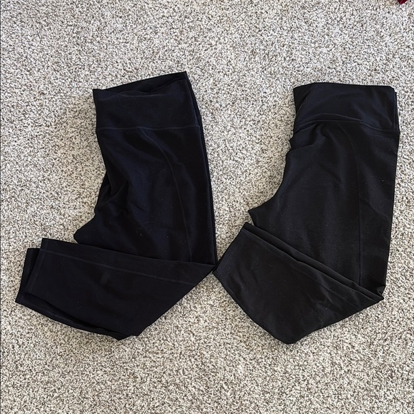 Fabletics | PowerHold by Fabletics | Black 7/8 leggings | 1X - Picture 1 of 3